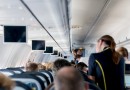 Voiture, train ou avion : comment éviter le mal de dos en voyage ?
