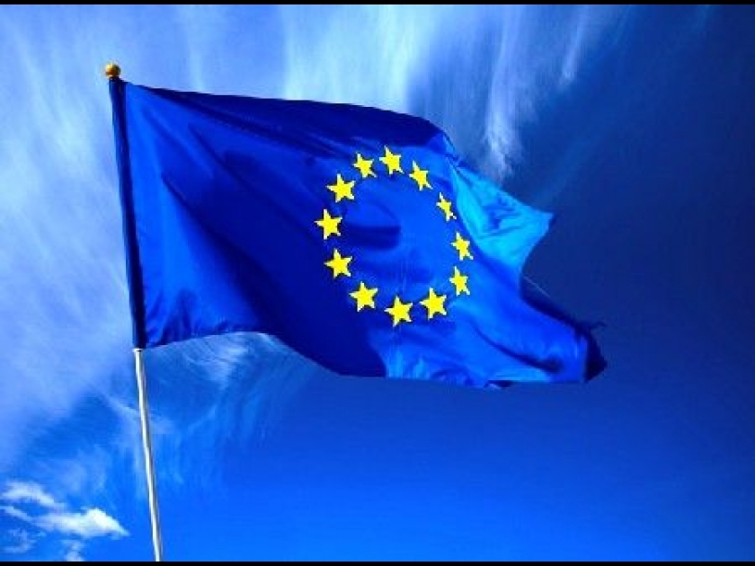 http://www.gralon.net/articles/vignettes/thumb-le-drapeau-europeen---histoire-et-signification-3987.gif