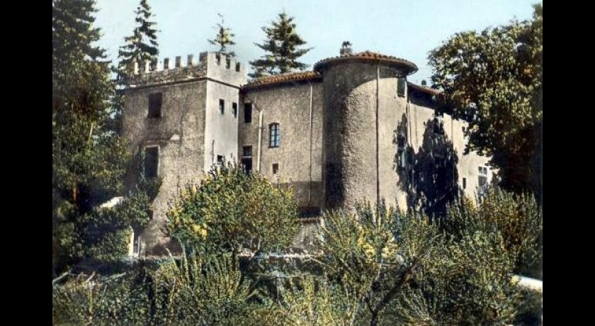 Camping Chateau De L'hom  Saumane