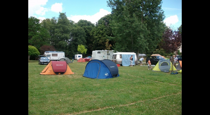 Camping Camp Municipal Les Lancieres  Rogny-les-sept-ecluses