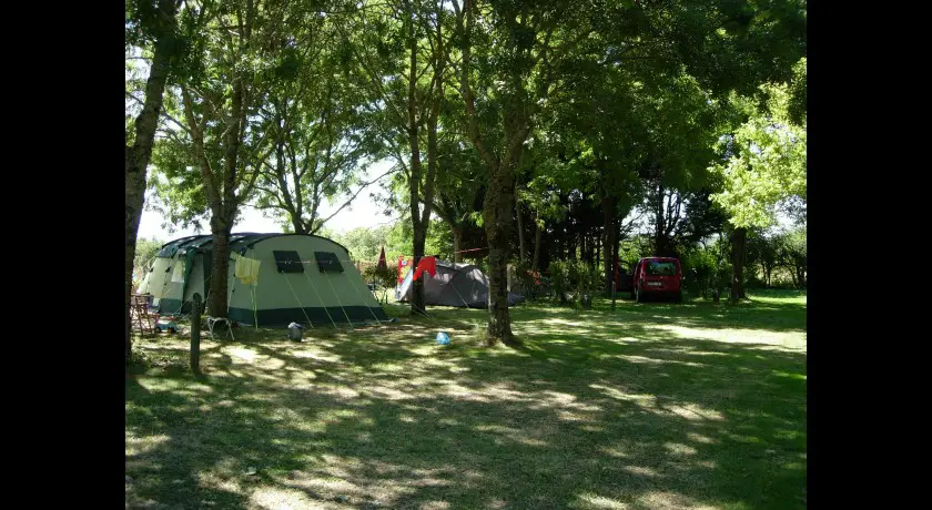 Camping La Porte D'autan  Saissac