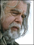 http://www.gralon.net/cinema/acteur/photo-michael-lonsdale-588.gif