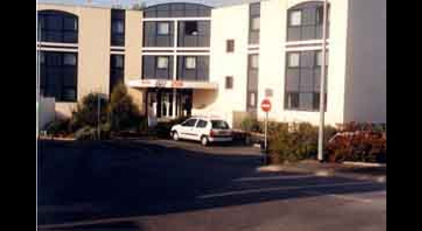 Hotel B And B  Cholet