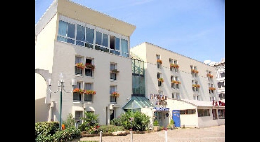 Hôtel Kyriad  Voiron