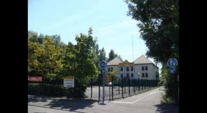 Hôtel Premi&egrave;re Classe  Geispolsheim