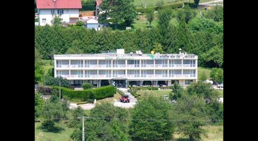 Hotel Logis Le Relais De La Vallee  Hyèvre-paroisse