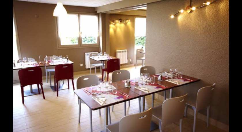 Hôtel-restaurant Campanile Pontoise 