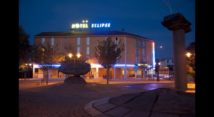 Hôtel Eclipse  Décines-charpieu