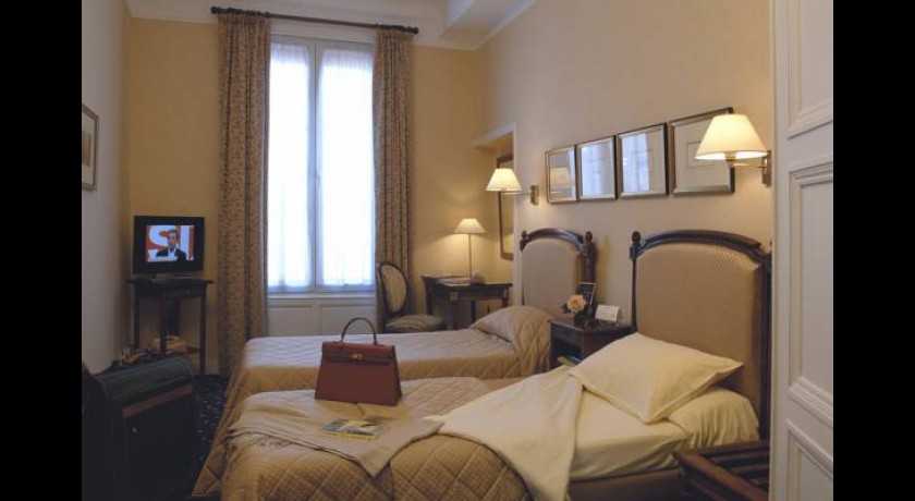 Hotel Churchill  Bayeux