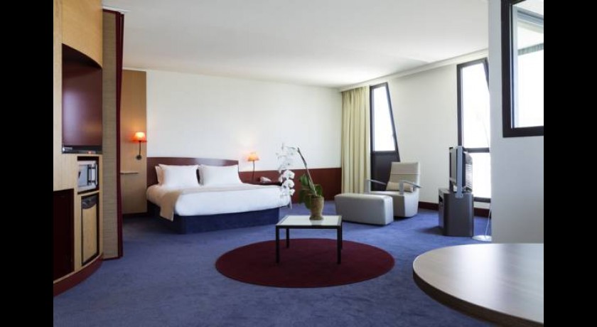 Hotel Suite Novotel Marseille Centre Euromed 