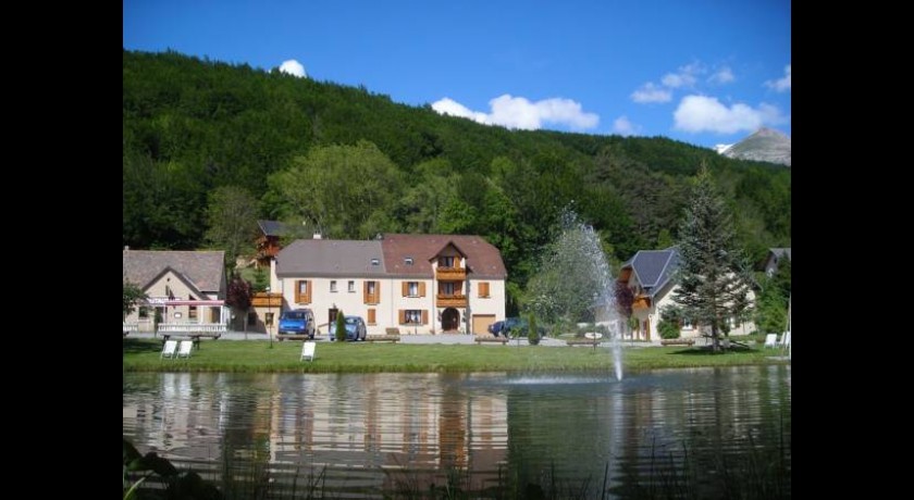 Hotel Logis La Neyrette  Saint-disdier