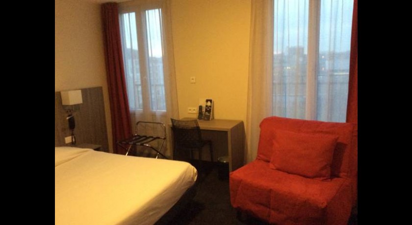Hotel Reims  Paris