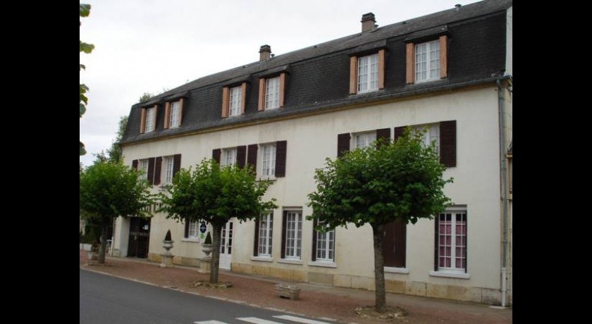 Hôtel L'ermitage  Donzy