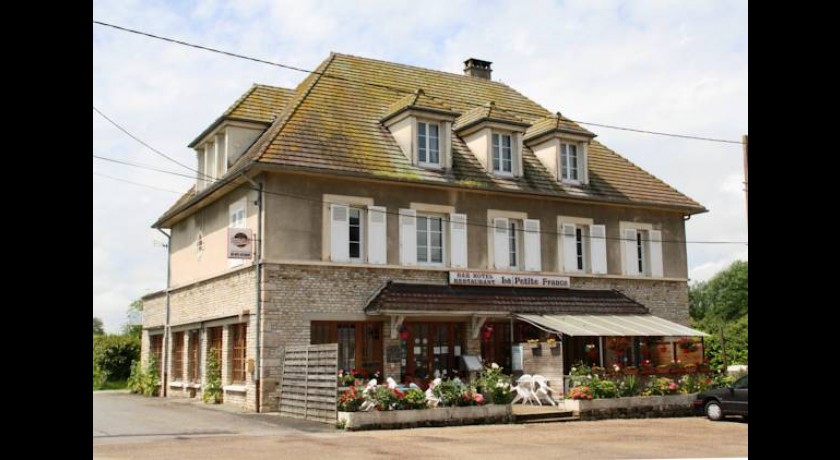 Hotel La Petite France  Le château-d'almenêches
