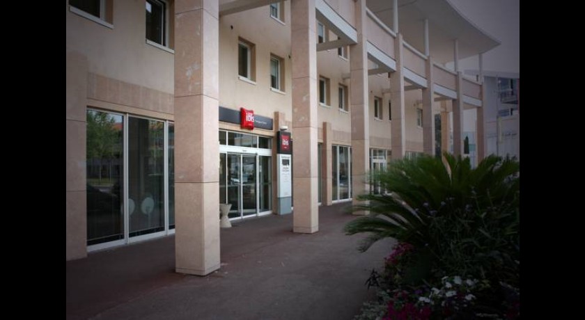 Hotel Ibis Martigues Centre 