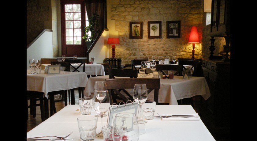 Hotel Restaurant La Goule Beneze  Saint-jean-d'angély