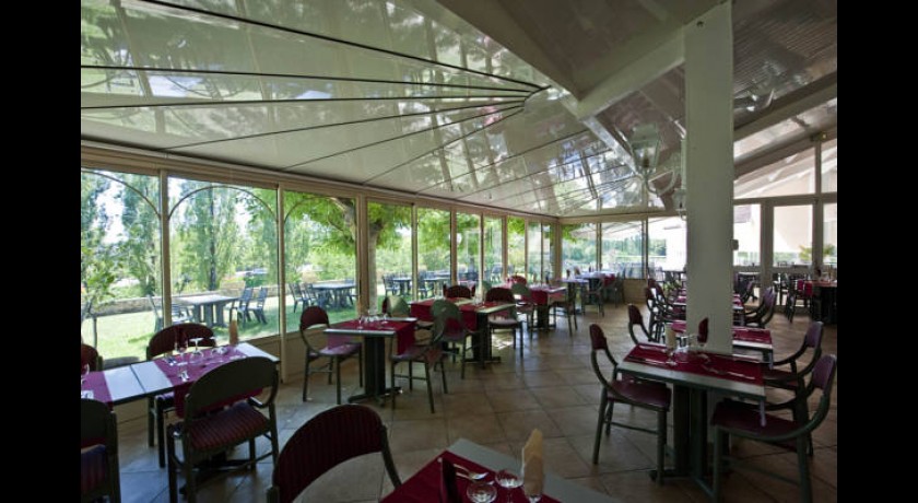 Hôtel Monform Restaurant Du Lac  Monflanquin