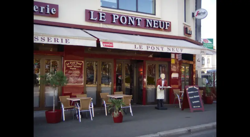 Restaurant Le Pont Neuf Laval
