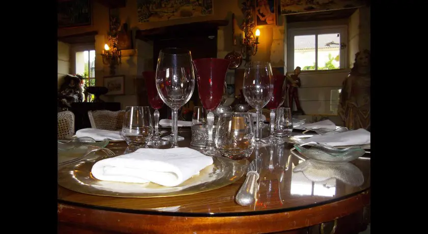 Restaurant La Table Du Château De Verrière Bournand