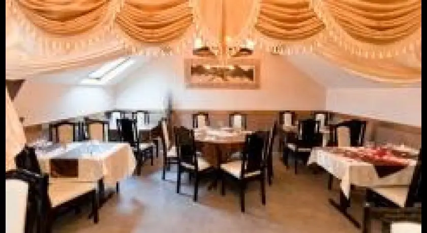 Restaurant La Table Servie Corbeil-essonnes