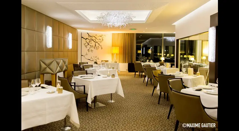 Restaurant Les Oliviers - Hôtel Ile Rousse Bandol