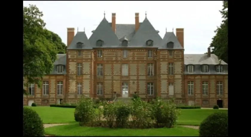 Chateau de Fleury la Forêt