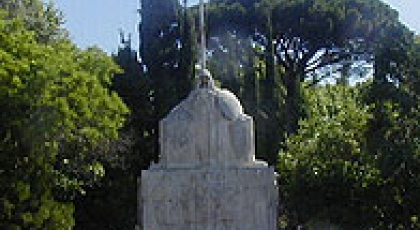 Monument Aux Morts de Toulon 