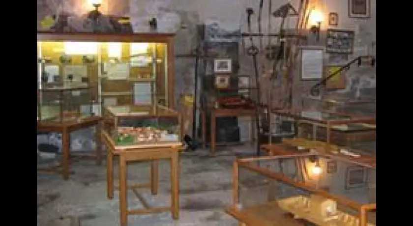 Musée municipal Pierre Mondanel : l'Ancienne batellerie de l'Allier