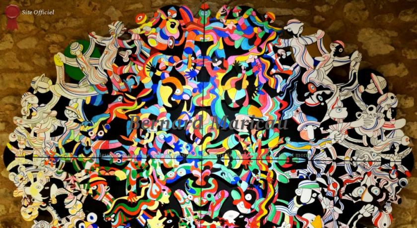 Art singulièrement pluriel Art singulièrement pluriel