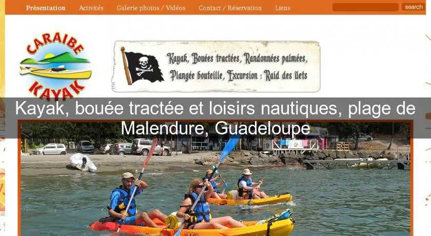 Kayak, bouée tractée et loisirs nautiques, plage de Malendure, Guadeloupe