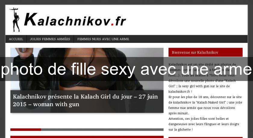 photo de fille sexy avec une arme