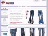 Jeans brodés avec dentelles, strass, et perles