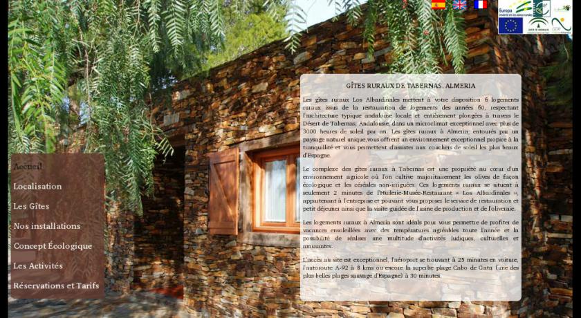 Gîtes écologiques avec piscine à Tabernas, Espagne Gîtes écologiques avec piscine à Tabernas, Espagne