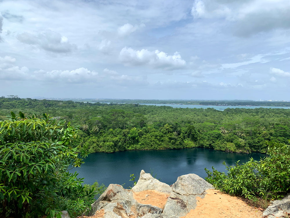 Subir al mirador de la colina Puaka