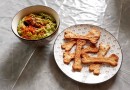 Apéro Halloween : houmous vert et crackers os