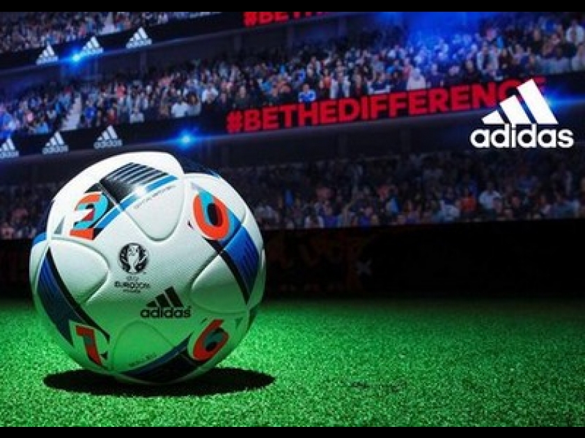Beau Jeu et Fracas : les ballons officiels de l'Euro 2016 Beau Jeu et Fracas : les ballons officiels de l'Euro 2016