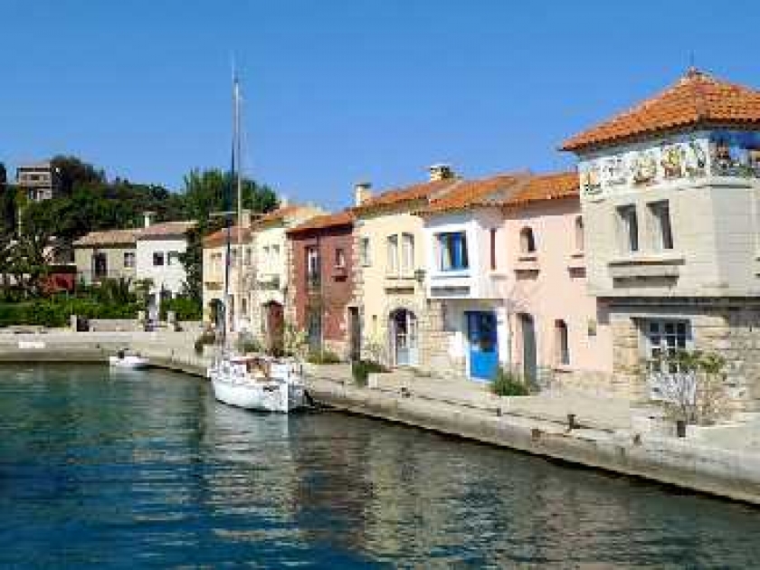 Bendor : une île au large de Bandol Bendor : une île au large de Bandol