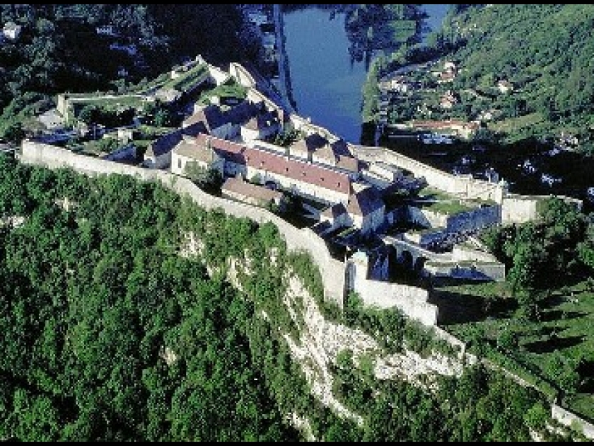 Besançon : guide touristique de la capitale comtoise Besançon : guide touristique de la capitale comtoise