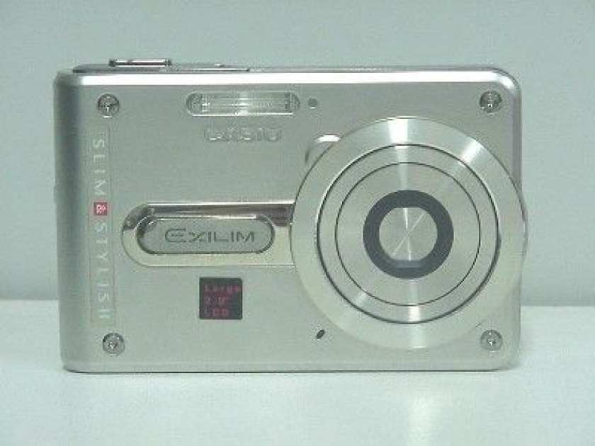 Casio Exilim : une gamme d'appareils compacts extra-plats Casio Exilim : une gamme d'appareils compacts extra-plats