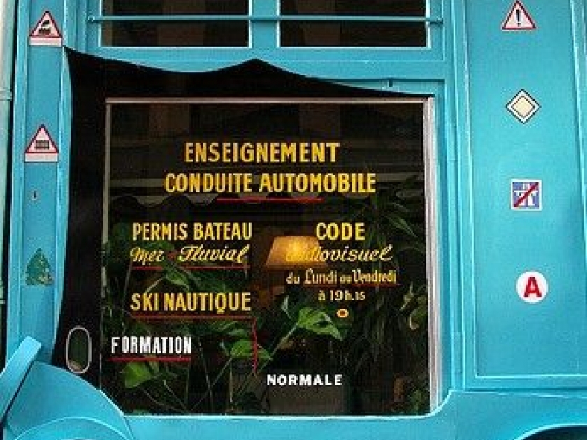 Choisir son auto-école : guide pratique Choisir son auto-école : guide pratique