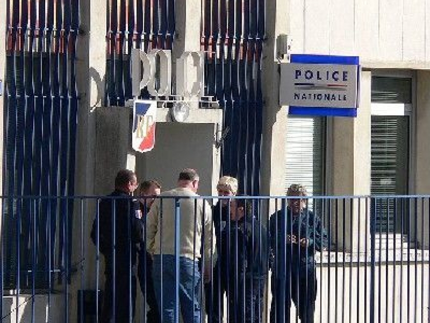 Déposer une main courante : mode d'emploi Déposer une main courante : mode d'emploi