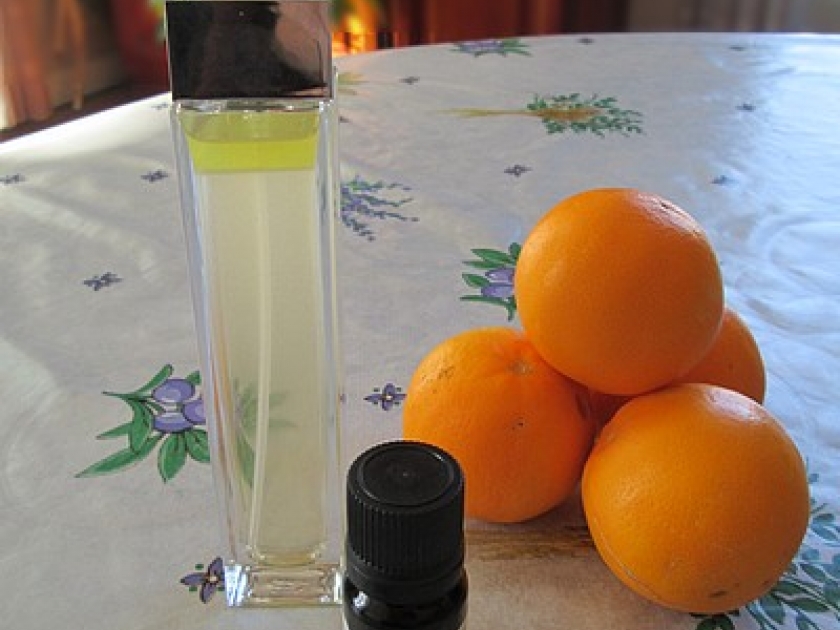 Faire un parfum d'ambiance maison : guide pratique Faire un parfum d'ambiance maison : guide pratique