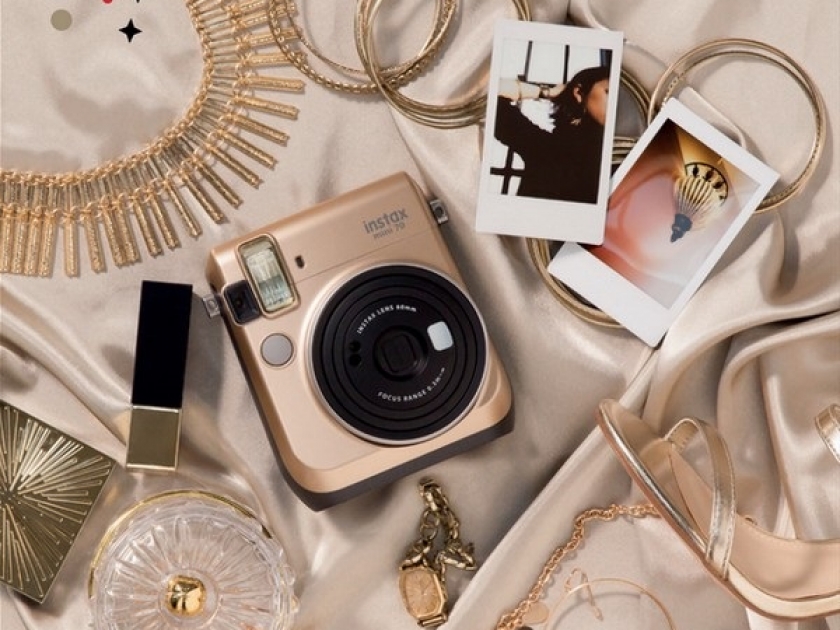 Instax Mini 70 : l'appareil photo instantané tendance Instax Mini 70 : l'appareil photo instantané tendance