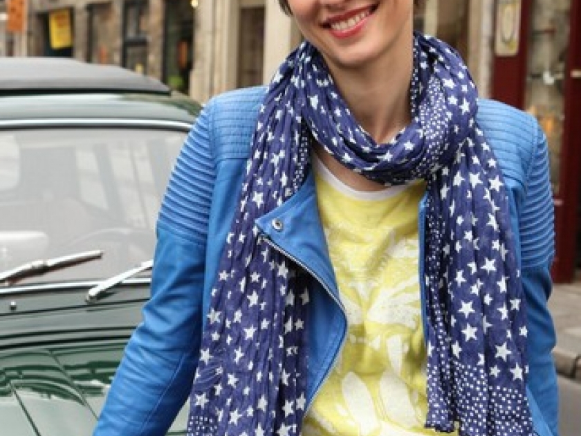 Jour de brocante : Eglantine Eméyé nous emmène chiner sur France 3 Jour de brocante : Eglantine Eméyé nous emmène chiner sur France 3