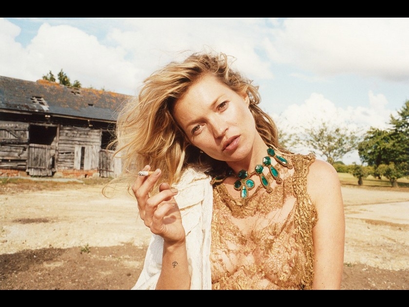 Juergen Teller : 5 choses à savoir sur le photographe qui décoiffe la mode Juergen Teller : 5 choses à savoir sur le photographe qui décoiffe la mode