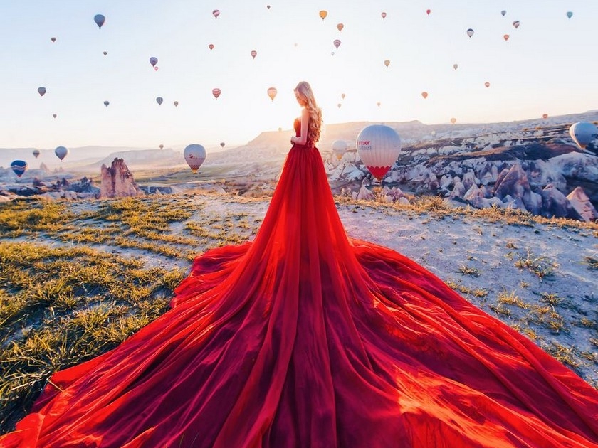 Kristina Makeeva : des paysages et des robes assorties Kristina Makeeva : des paysages et des robes assorties