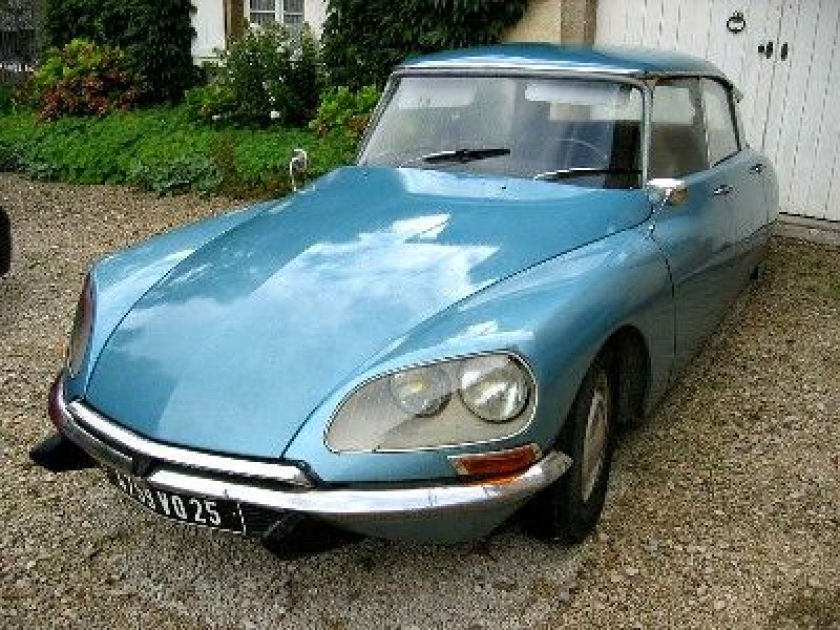 La DS : voiture star des années 60 La DS : voiture star des années 60