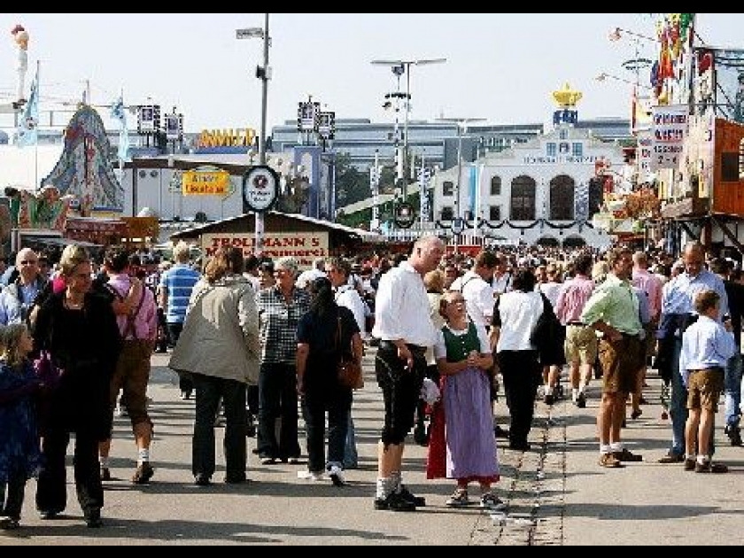 La Fête de la bière ou Oktoberfest à Munich La Fête de la bière ou Oktoberfest à Munich