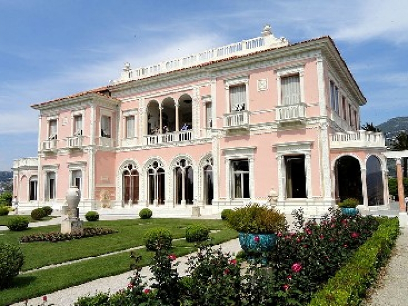La Fête des roses et des plantes à la Villa Ephrussi de Rothschild La Fête des roses et des plantes à la Villa Ephrussi de Rothschild