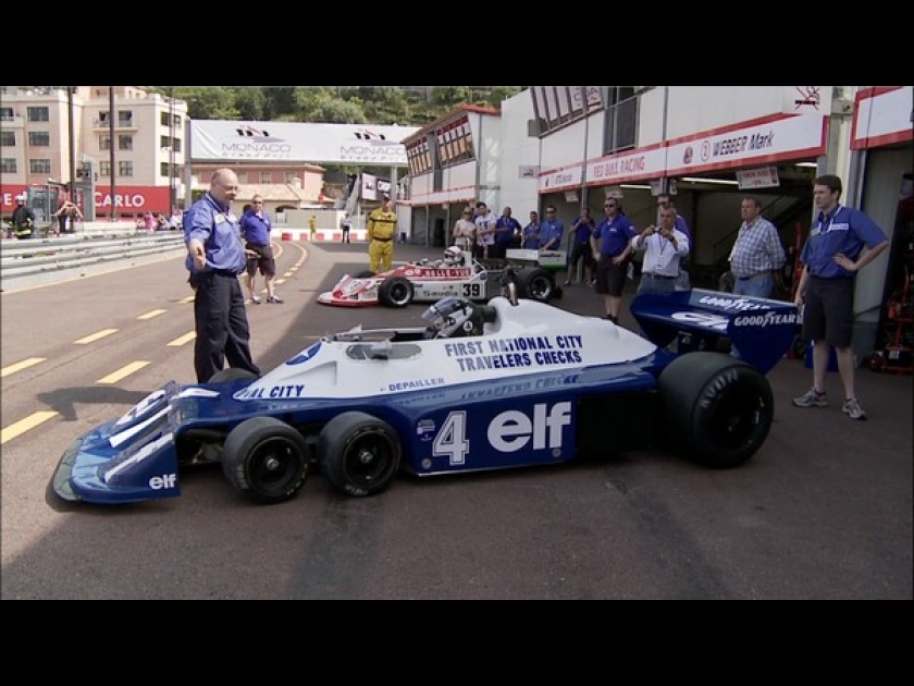 La Formule 1 à 6 roues Tyrrell P34 au GP historique de Monaco La Formule 1 à 6 roues Tyrrell P34 au GP historique de Monaco